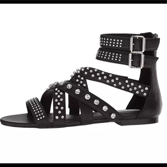 Steve Madden Shoes - ❌SOLD❌ Steve Madden Black Sandals Gladiator